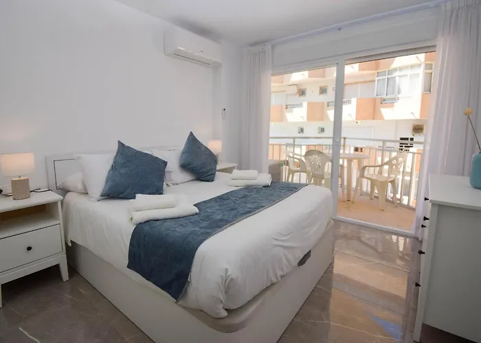 Ref 302 Front In Popular Riverina Apartment