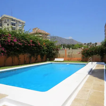 Ref 302 Front In Popular Riverina Fuengirola