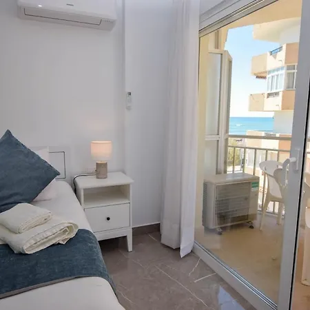 Ref 302 Front In Popular Riverina * Fuengirola