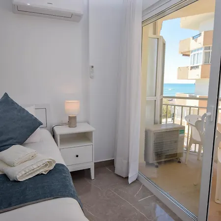 Ref 302 Front In Popular Riverina * Fuengirola